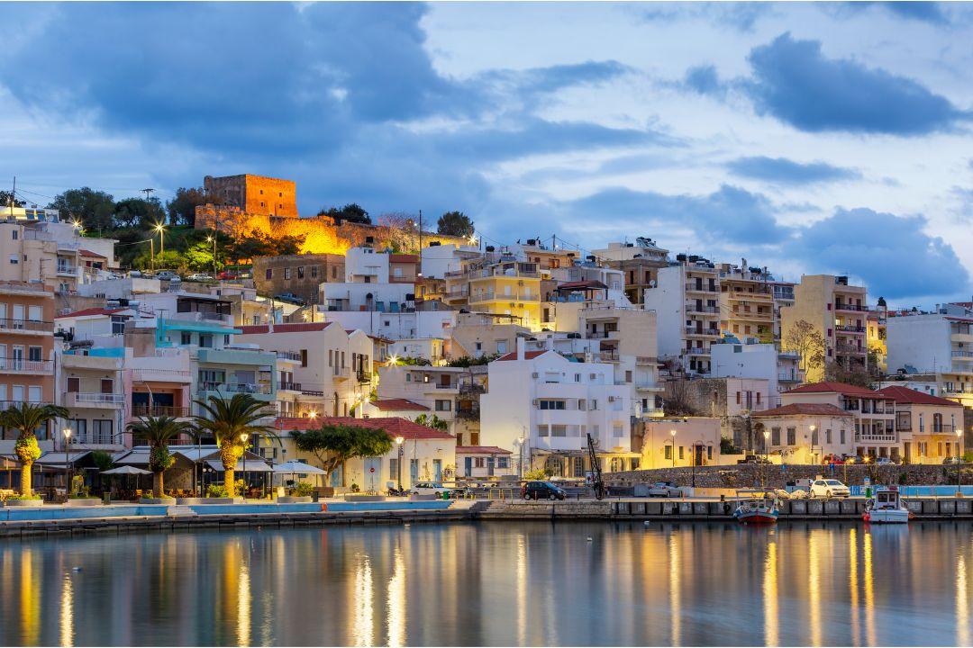 Best Time to Visit Crete: Month-by-Month Guide for Driving & Road Trips